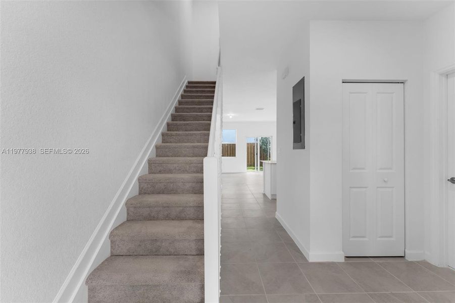 Spacious, unfurnished interior of a new home in , Florida City (Image 20).