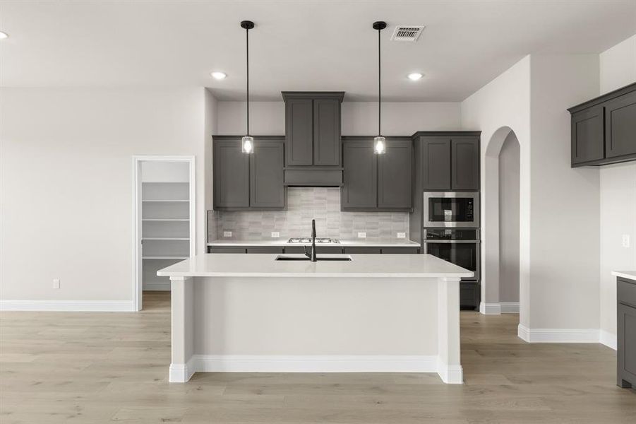 DFW-Lovers Landing-Concept 2464-229 Harmony Avenue-Kitchen-Risewell Homes