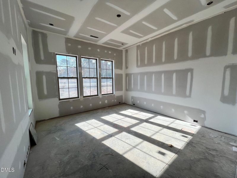 primary bed primary bed