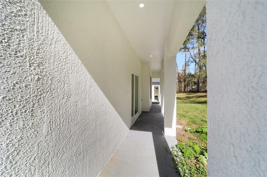 Exterior details and patio area of a home in , Ocala (Image 21).