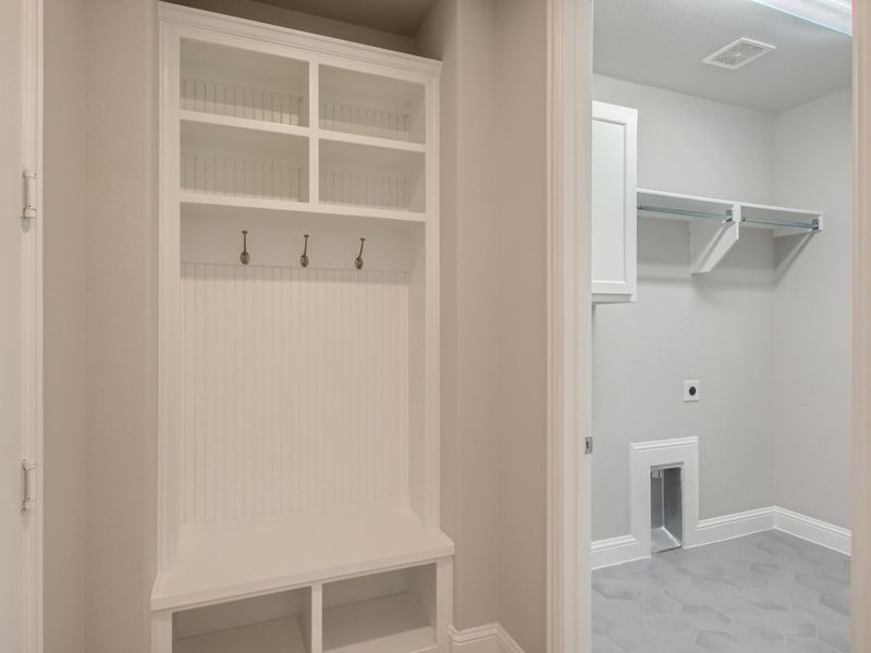 Plan 1146 Mud Room Representative Photo