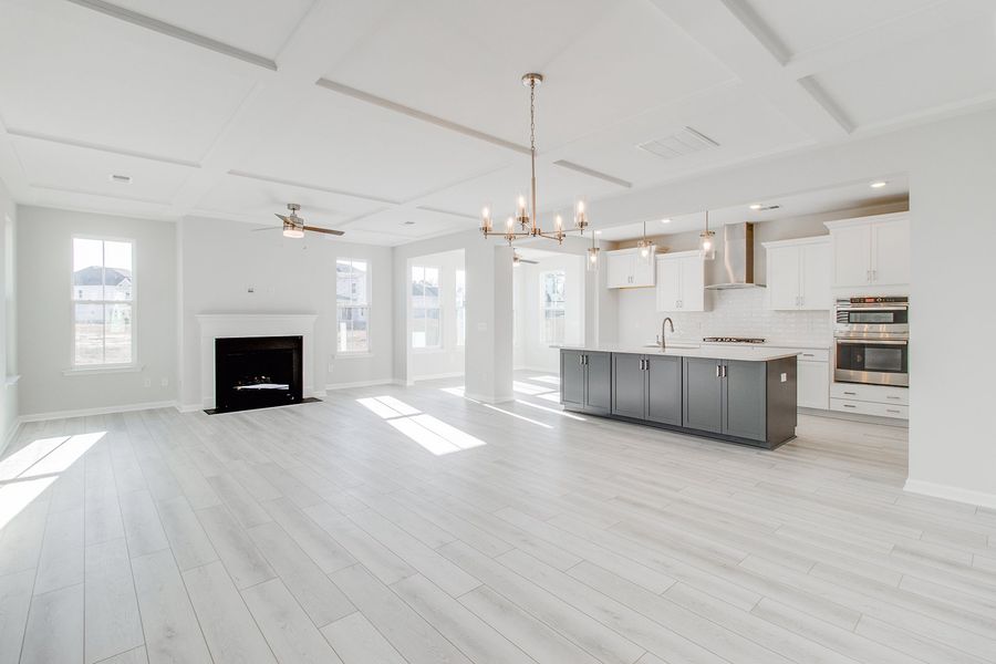 Spacious, unfurnished interior of a new home in Hendrix Farms, Lexington (Image 18).