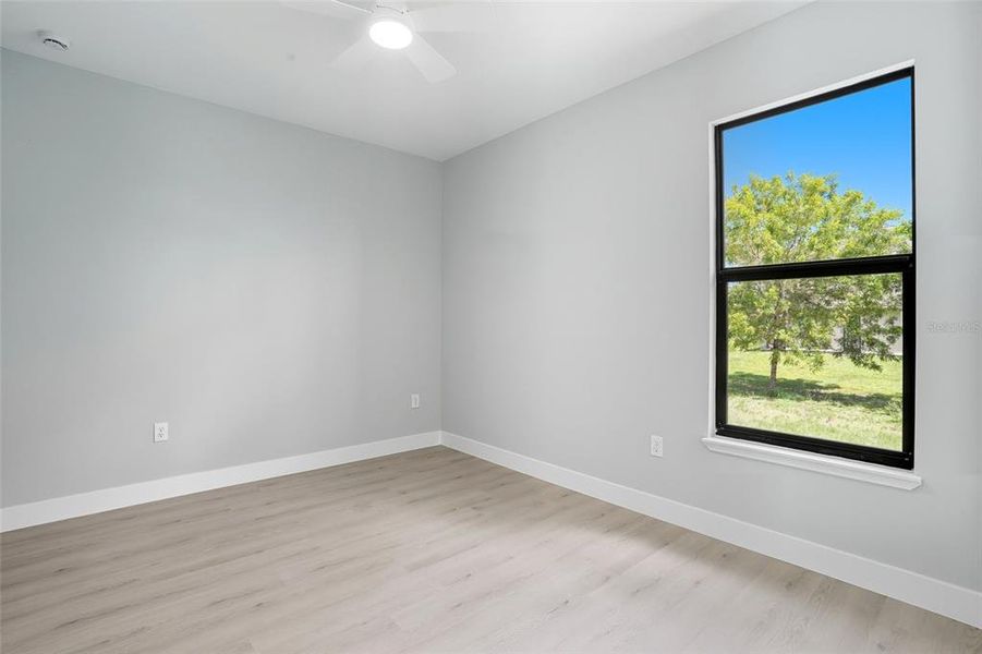 Spacious, unfurnished interior of a new home in , Lehigh Acres (Image 13).