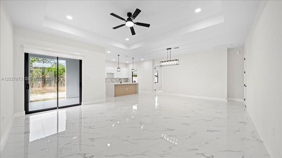 Spacious, unfurnished interior of a new home in , Lehigh Acres (Image 16).