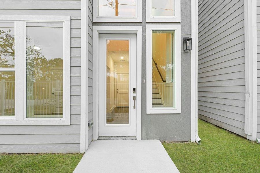 Exterior details and patio area of a home in , Houston (Image 3). Exterior details and patio area of a home in , Houston (Image 3).