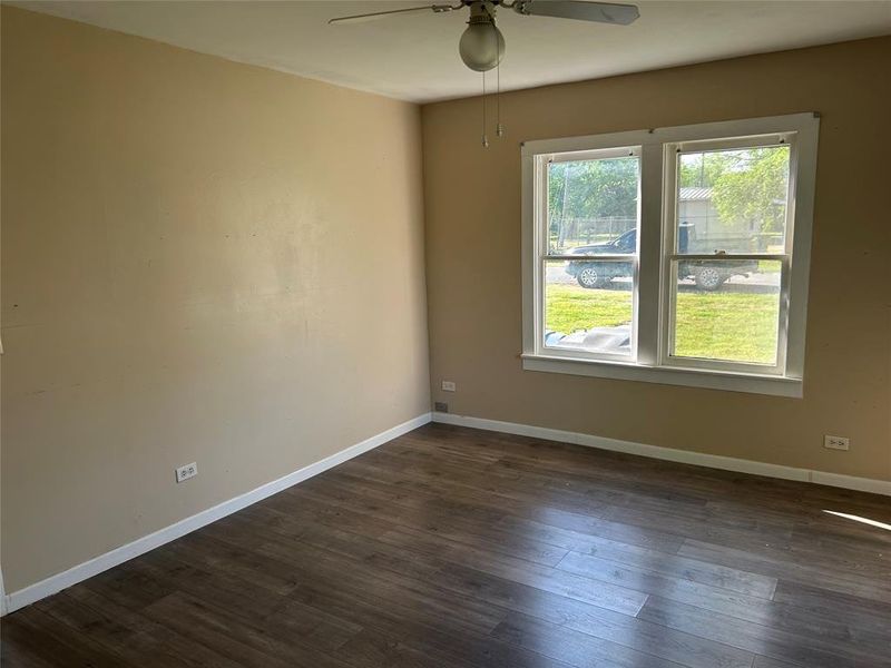 Spacious, unfurnished interior of a new home in , Whitney (Image 8).