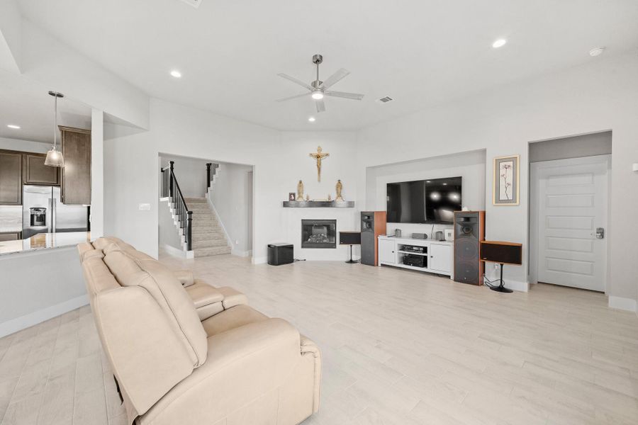 Furnished interior view inside a new home in Morton Creek Ranch, Katy (Image 10).