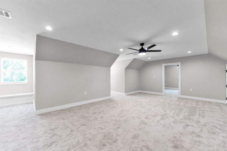 Spacious, unfurnished interior of a new home in , New Waverly (Image 19).