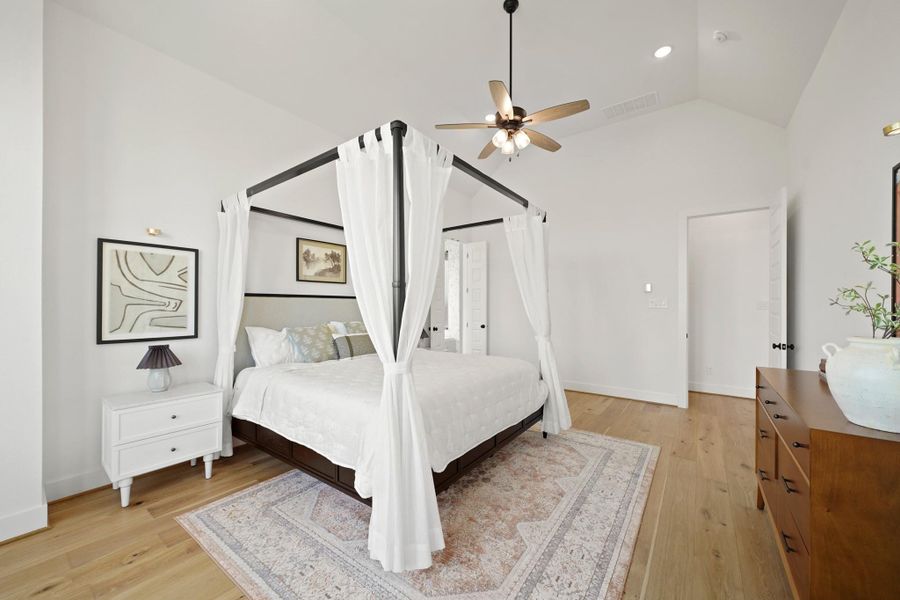 Furnished interior view inside a new home in Sienna, Missouri City (Image 13). Furnished interior view inside a new home in Sienna, Missouri City (Image 13).