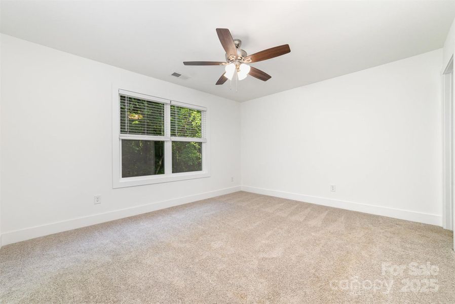 Spacious, unfurnished interior of a new home in , Salisbury (Image 15).