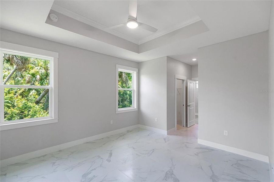 Spacious, unfurnished interior of a new home in , Port Charlotte (Image 24).