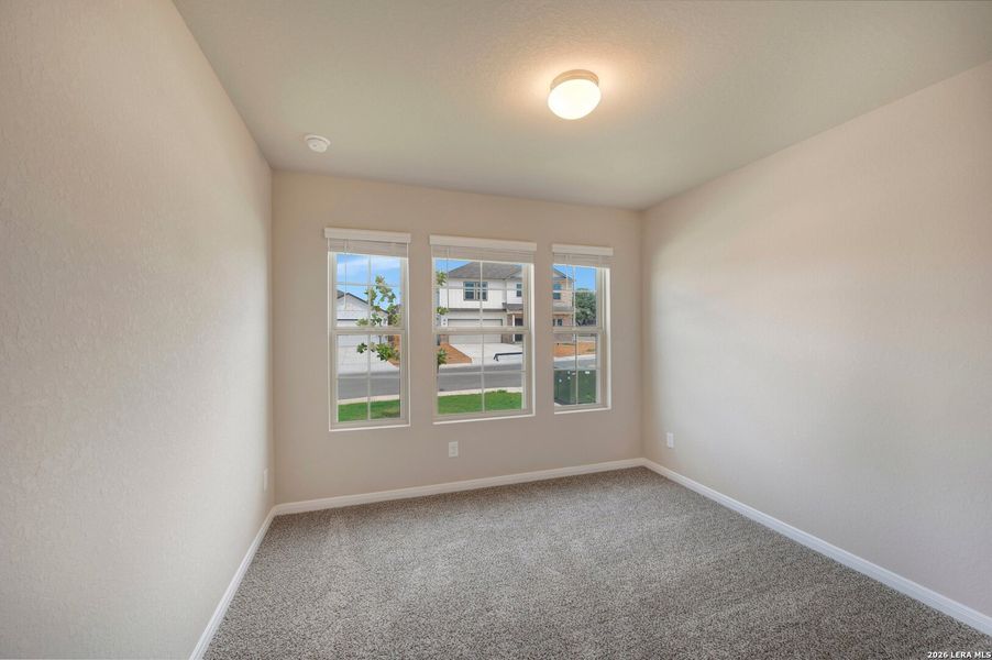 Spacious, unfurnished interior of a new home in Greenspoint Heights, Seguin (Image 33).