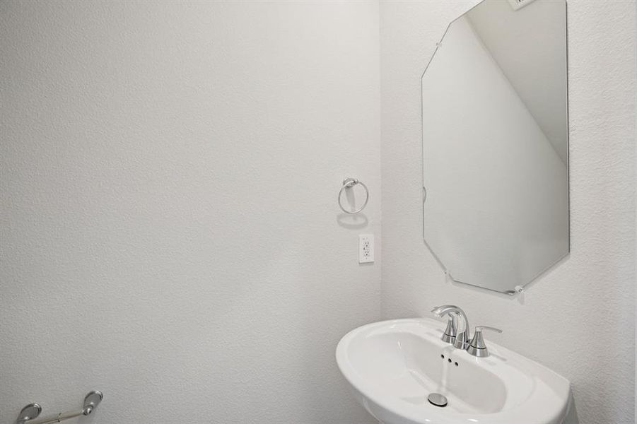 Photo is not of the actual home, but is an inspirational photo of builder’s model home and may depict options, furnishings, and/or decorator features that are not included. Photo is not of the actual home, but is an inspirational photo of builder’s model home and may depict options, furnishings, and/or decorator features that are not included.