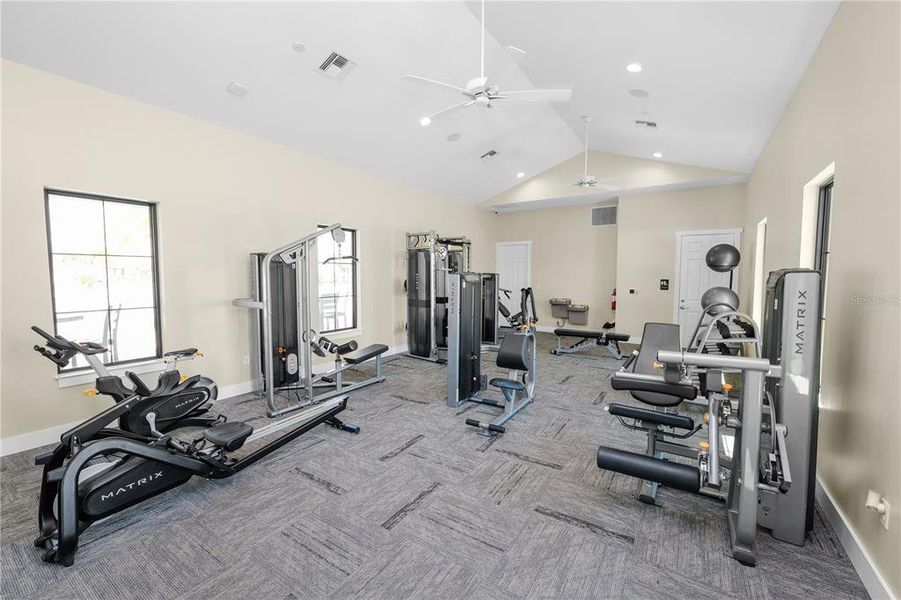 Community amenities in , Plant City (Image 21).