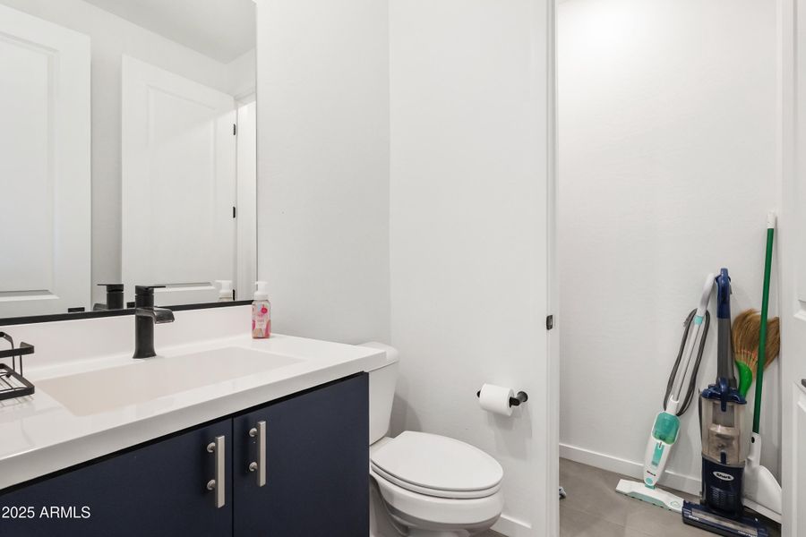 21357 E Macaw Dr - 24