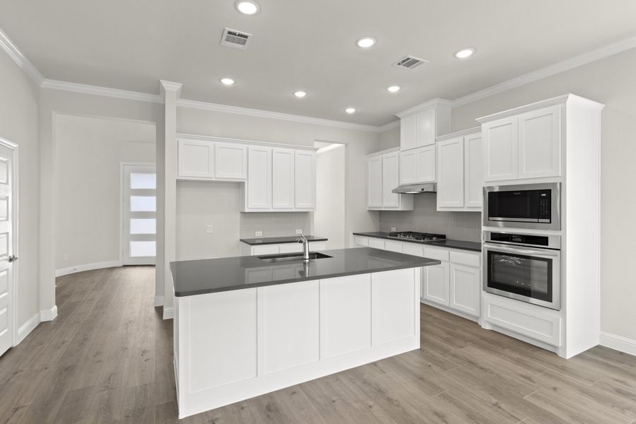 Representative furnished interior of a home built from the Chessel JS by Sandlin Homes in Timberbrook, Justin (Image 8).