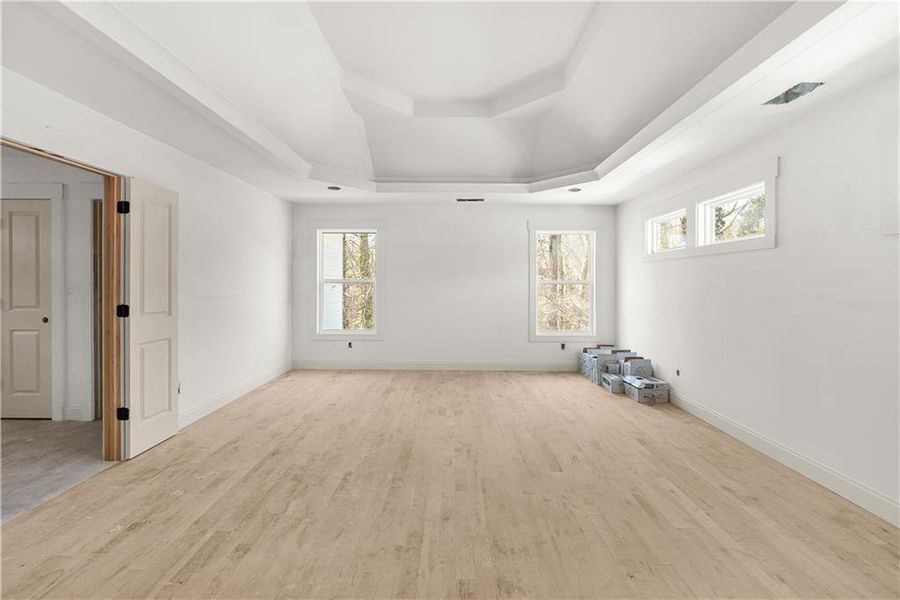 Spacious, unfurnished interior of a new home in , Atlanta (Image 26).