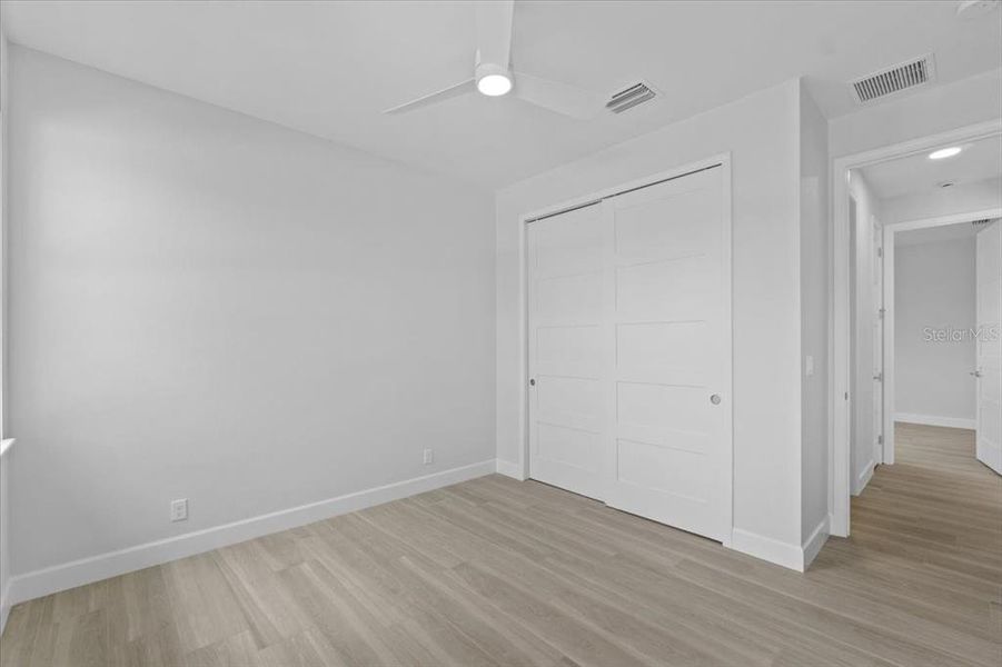 Spacious, unfurnished interior of a new home in , Englewood (Image 12).