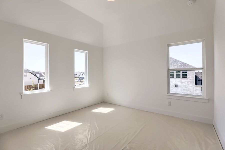 791 Falls - Bedroom