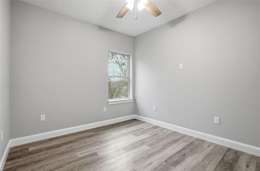Spacious, unfurnished interior of a new home in , Granbury (Image 30).
