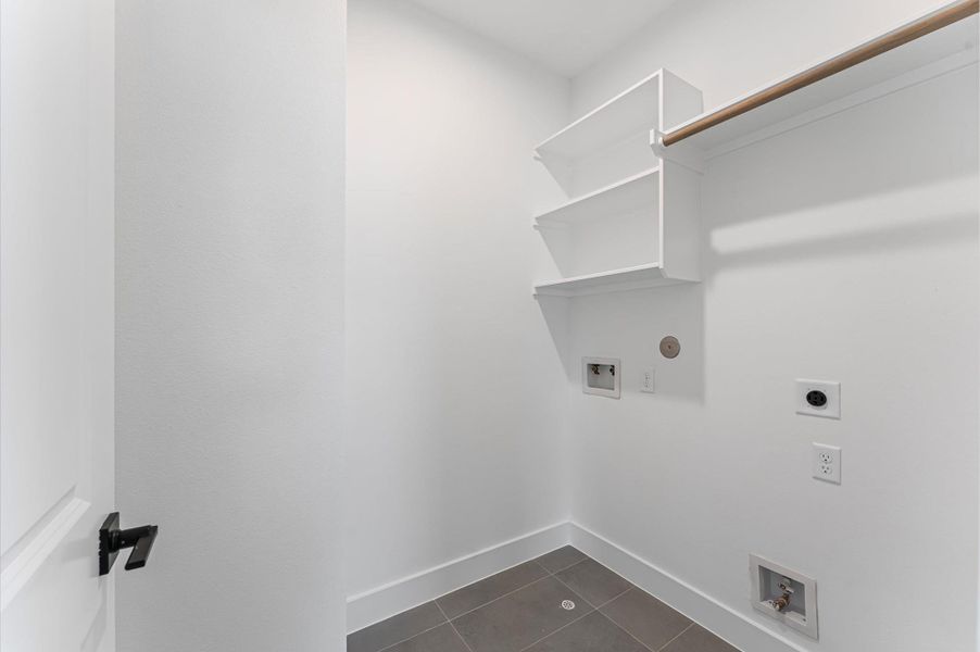 Spacious, unfurnished interior of a new home in , Houston (Image 39). Spacious, unfurnished interior of a new home in , Houston (Image 39).