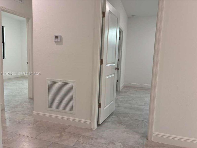 Spacious, unfurnished interior of a new home in , Labelle (Image 19).