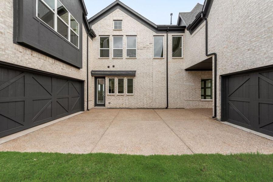 Exterior details and patio area of a home in Somercrest, Midlothian (Image 25). Exterior details and patio area of a home in Somercrest, Midlothian (Image 25).