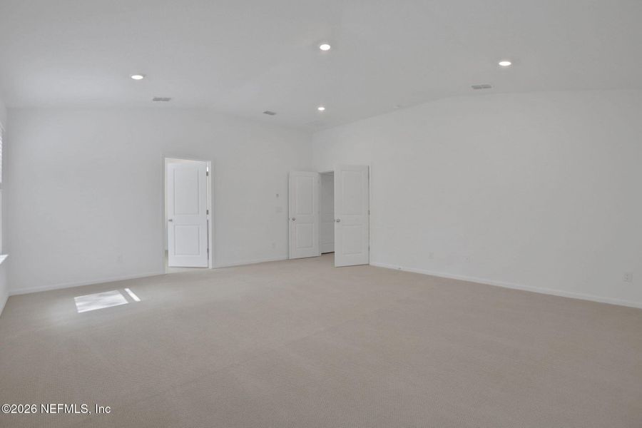 Spacious, unfurnished interior of a new home in Jennings Farm, Middleburg (Image 39). Spacious, unfurnished interior of a new home in Jennings Farm, Middleburg (Image 39).
