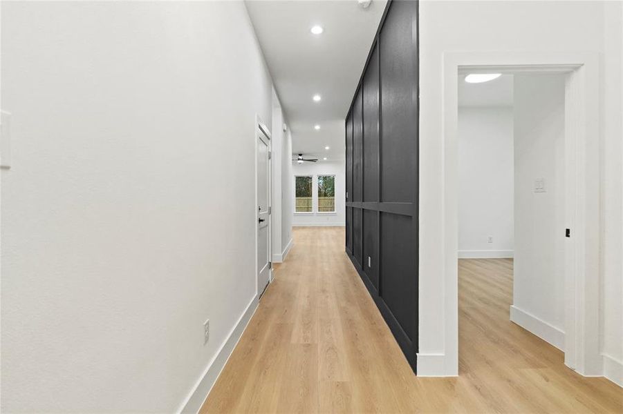 Spacious, unfurnished interior of a new home in , Dallas (Image 18).