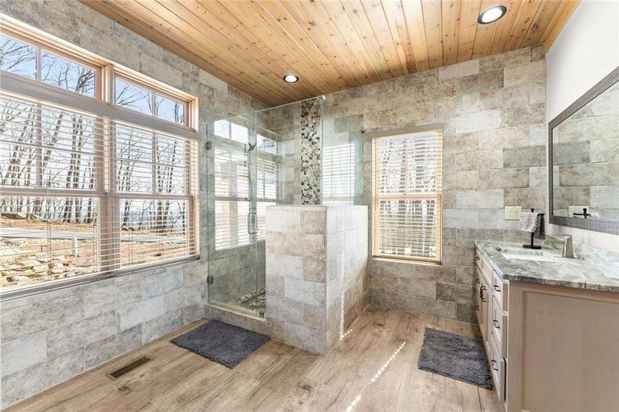 Image 66 of a home in .