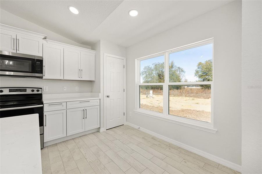 Furnished interior view inside a new home in , Ocala (Image 8).