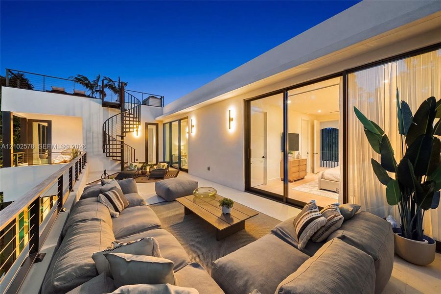 Exterior details and patio area of a home in , Miami (Image 40).