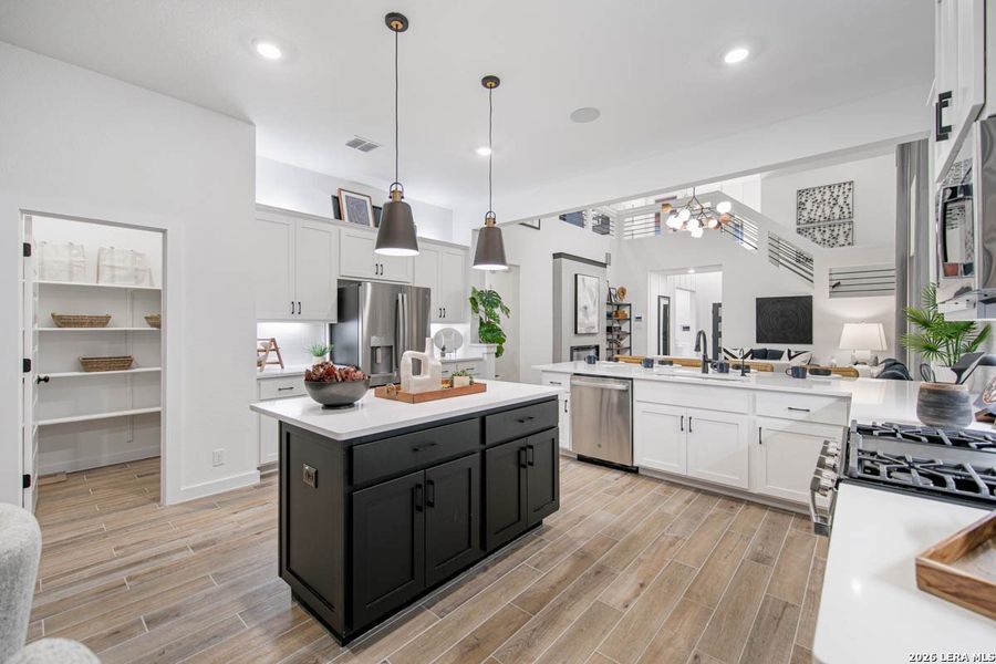 Furnished interior view inside a new home in Meyer Ranch, New Braunfels (Image 8).