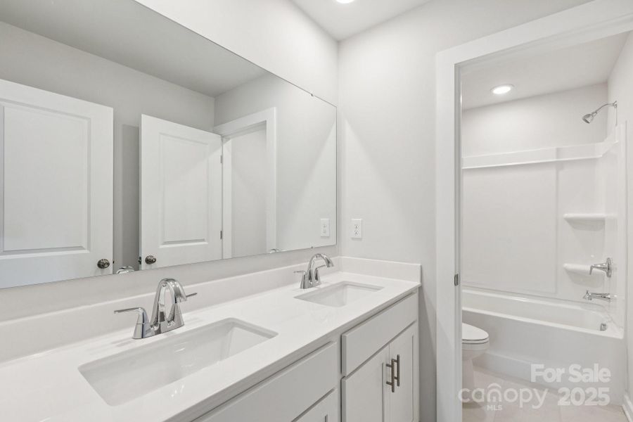 Furnished interior view inside a new home in Cannon Manor, Kannapolis (Image 5).