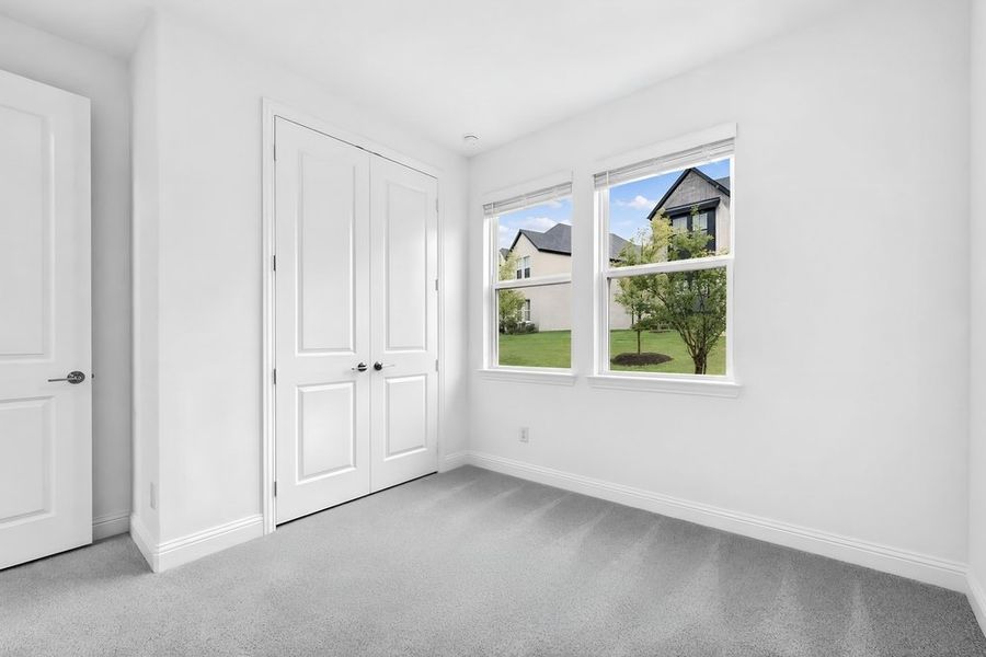 Spacious, unfurnished interior of a new home in Cross Creek Meadows, Celina (Image 24).