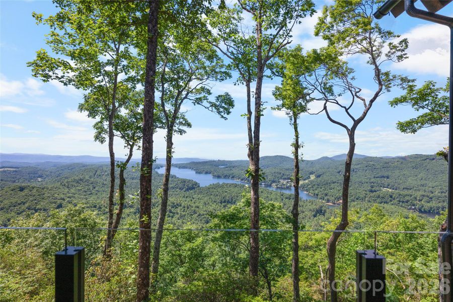 Natural landscape and outdoor views near in Lake Toxaway (Image 44). Natural landscape and outdoor views near in Lake Toxaway (Image 44).