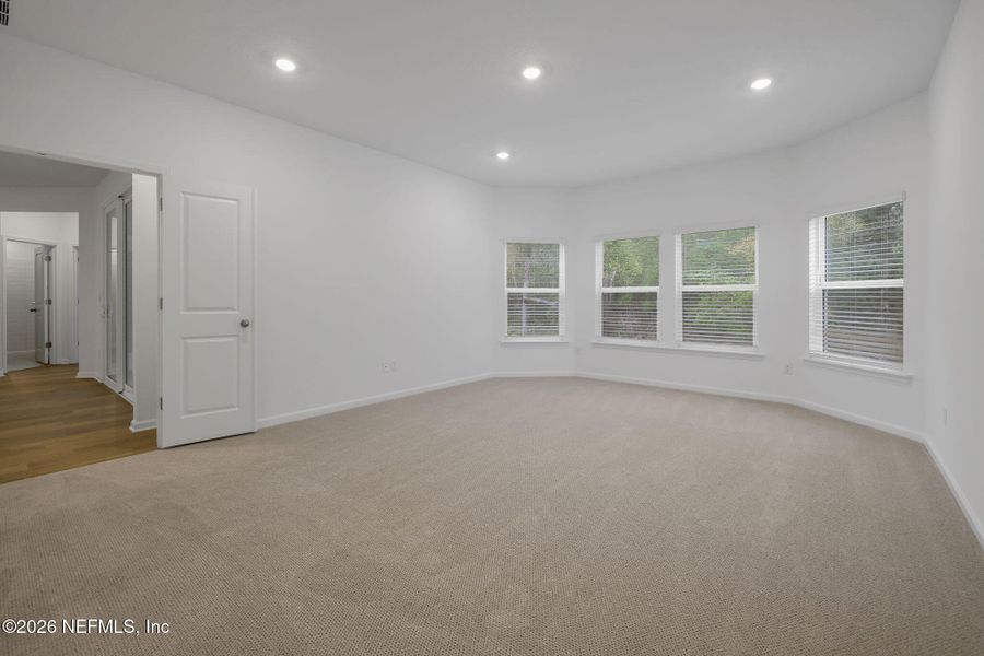 Spacious, unfurnished interior of a new home in Jennings Farm, Middleburg (Image 29). Spacious, unfurnished interior of a new home in Jennings Farm, Middleburg (Image 29).