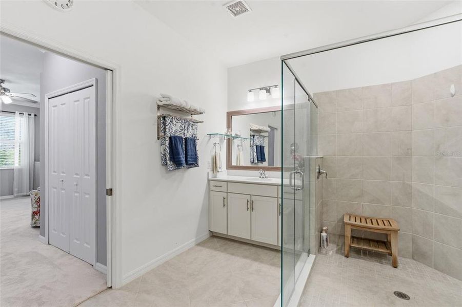 Furnished interior view inside a new home in , Punta Gorda (Image 38).