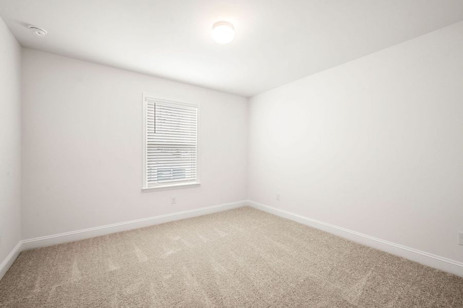 Spacious, unfurnished interior of a new home in Salem Bay, Beaufort (Image 42).