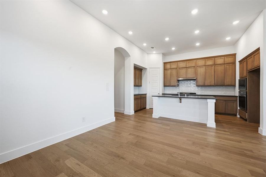 Furnished interior view inside a new home in Sandbrock Ranch, Aubrey (Image 10).