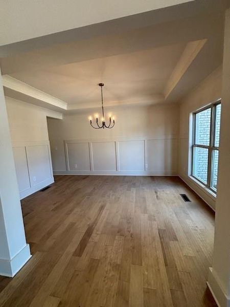 Image 25 of a home in Le Jardin.