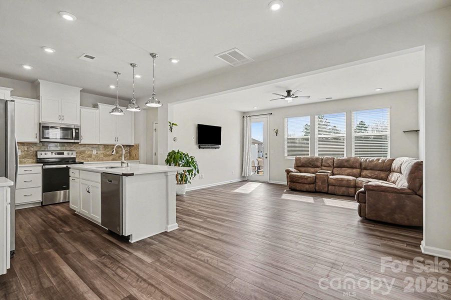 Furnished interior view inside a new home in Northfield Crossing, Charlotte (Image 9).