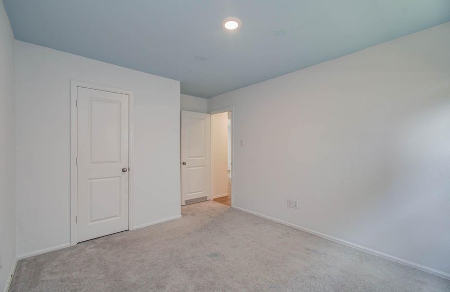 Spacious, unfurnished interior of a new home in Tavola: Cottage Collection, New Caney (Image 17).