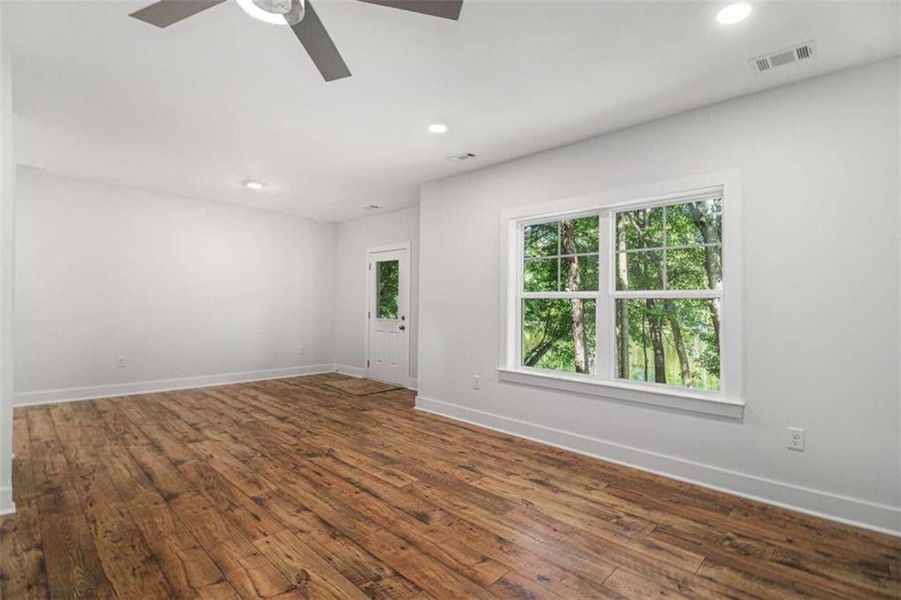 Spacious, unfurnished interior of a new home in , Carrollton (Image 29).