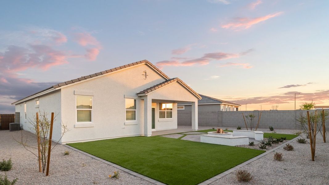 Representative exterior details of a home built from the Easton by D.R. Horton in Del Rio Ranch, Avondale (Image 22).