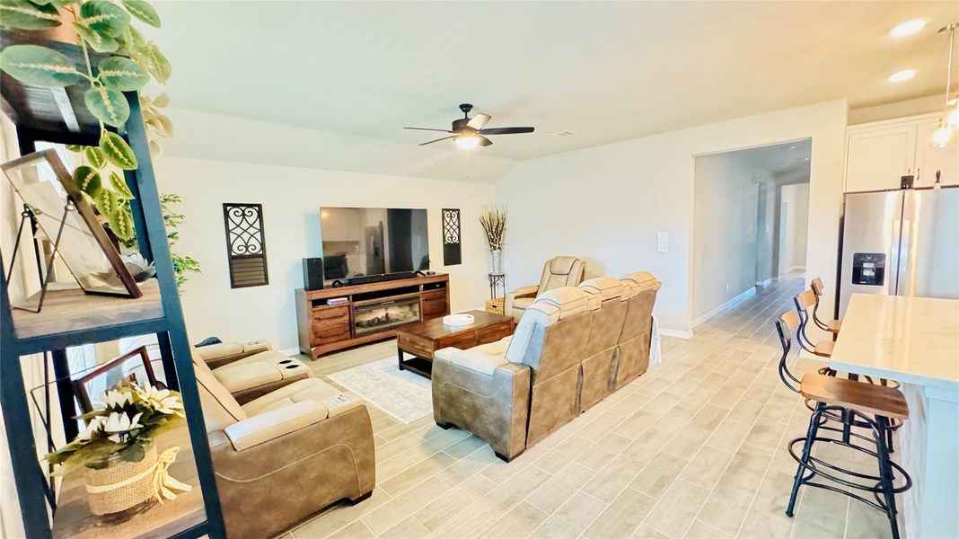 Furnished interior view inside a new home in Southwinds, Baytown (Image 5). Furnished interior view inside a new home in Southwinds, Baytown (Image 5).