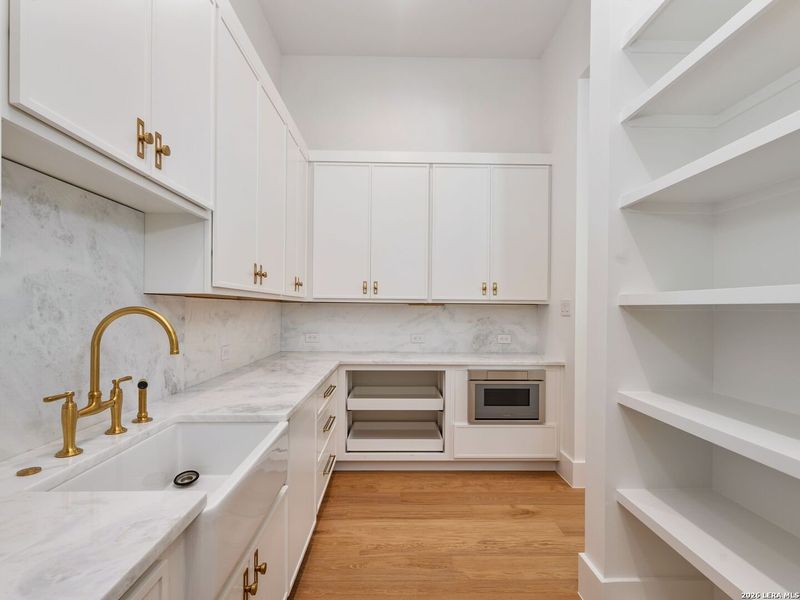Furnished interior view inside a new home in , San Antonio (Image 19).