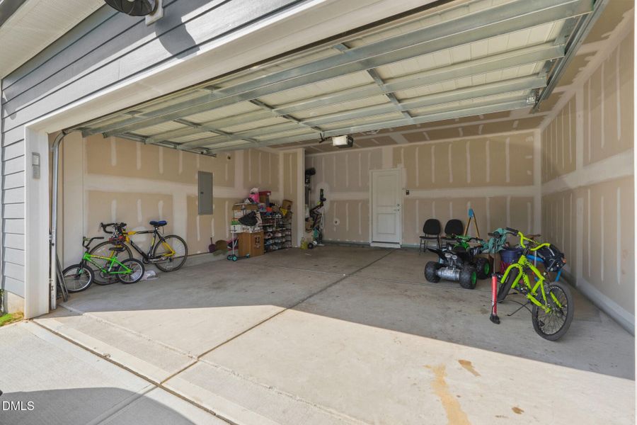 321_Parker_Station_Avenue_027 321_Parker_Station_Avenue_027