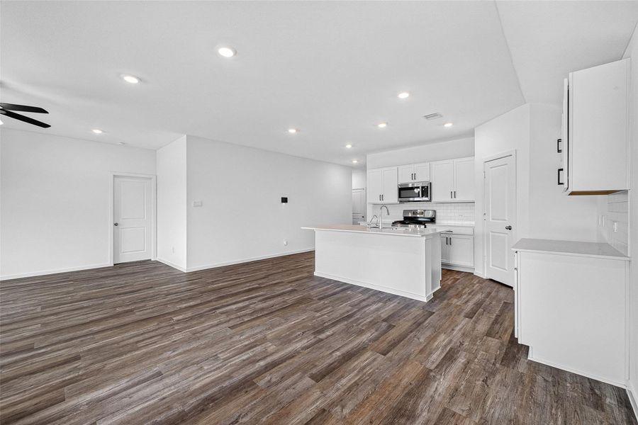 Spacious, unfurnished interior of a new home in , Katy (Image 18). Spacious, unfurnished interior of a new home in , Katy (Image 18).