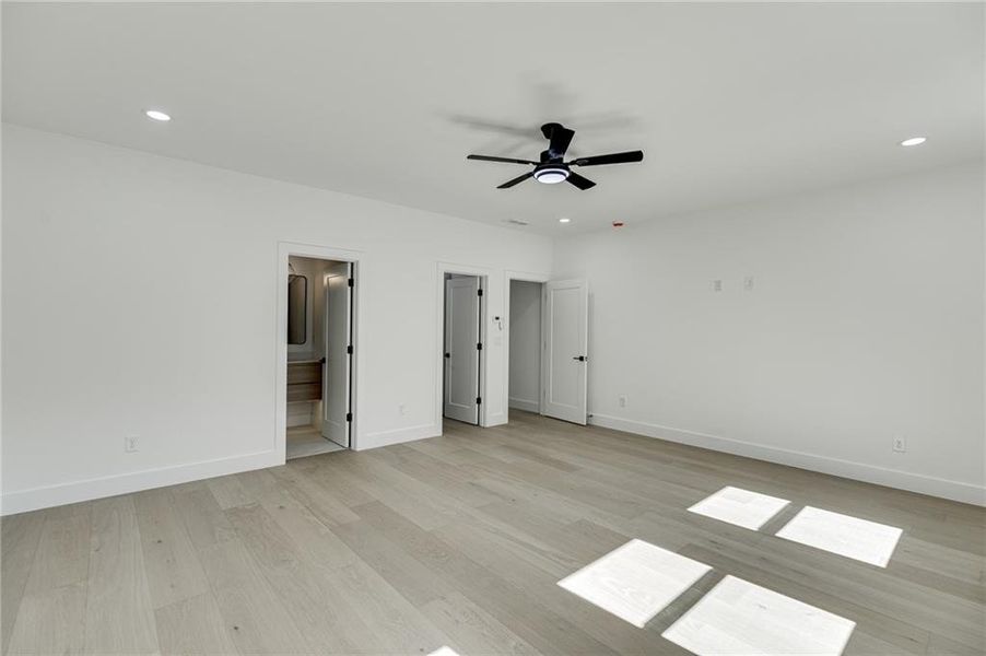 Spacious, unfurnished interior of a new home in , Gainesville (Image 70).